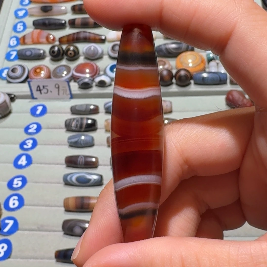 .***.玛瑙/玉髓未镶嵌珠宝半成品