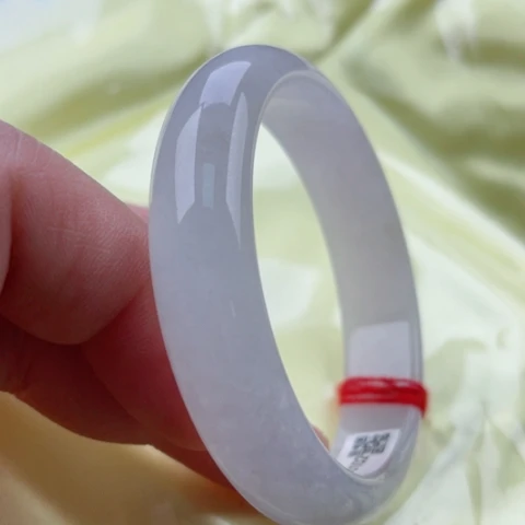 翡翠手镯未镶嵌正51.8