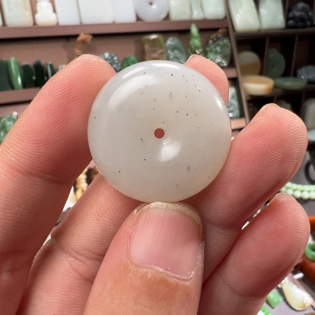 和田玉未镶嵌颈饰新疆白玉点墨青花平安扣有一条微软棉