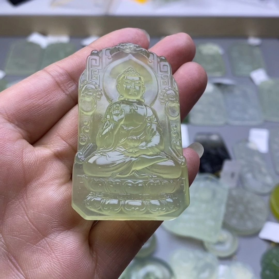 蛇纹石玉颈饰未镶嵌花***家颈饰