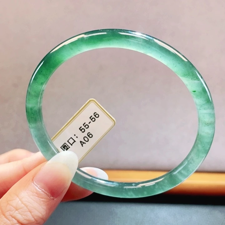 翡翠未镶嵌手镯翡翠手镯23