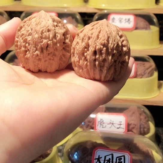 文玩核桃高桩绣球