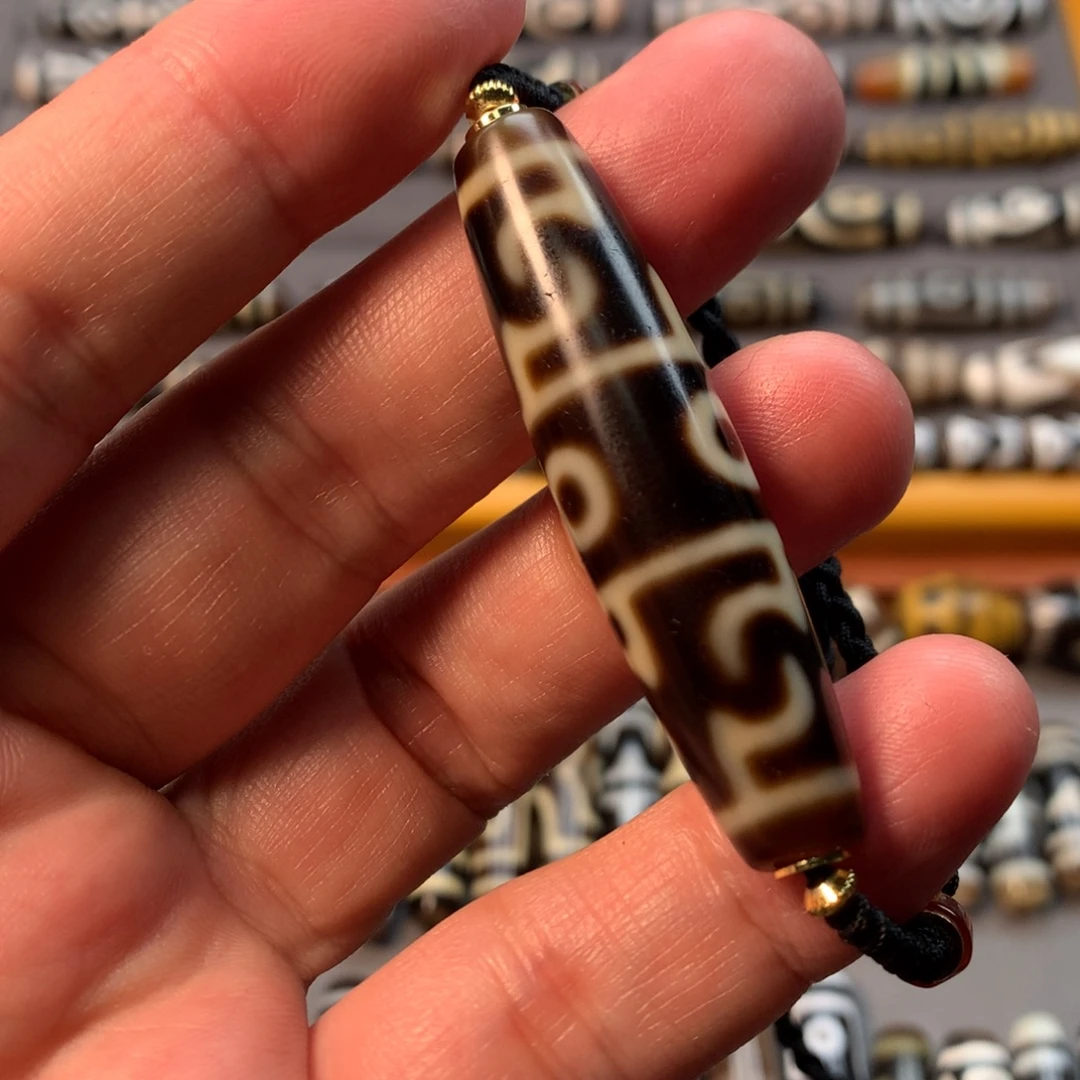 铁***耳玛瑙/玉髓未镶嵌颈饰