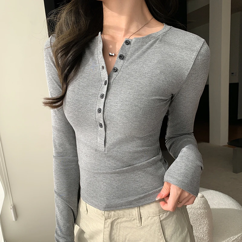 醉梓菡灰色美式半开领纽扣长袖T恤春秋修身打底衫正肩内搭上衣