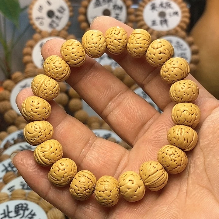 【闪购商品】晓*?桃核手串手链纽扣