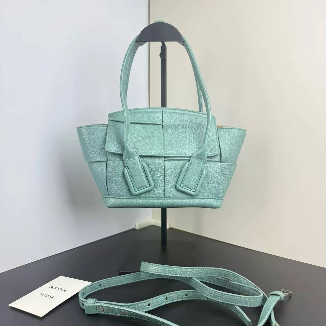95新 BOTTEGA VENETA/葆蝶家 安安/箱包/TYP882512230007