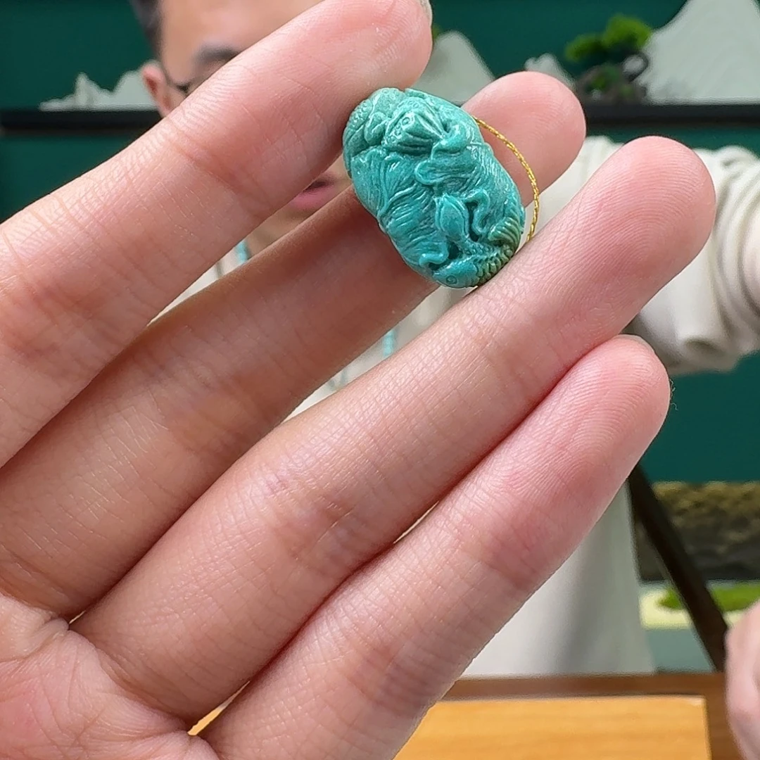 绿松石未镶嵌珠宝奇石