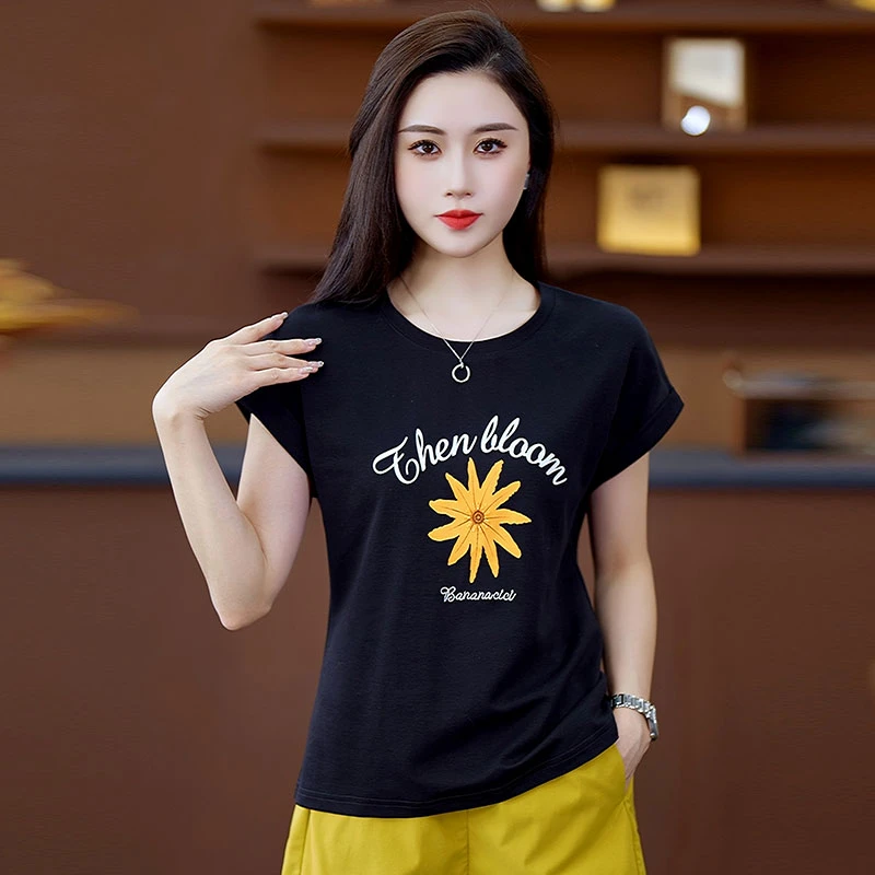 2025夏季新款休闲短款短袖T恤女设计感后背蕾丝拼接体恤上衣小衫