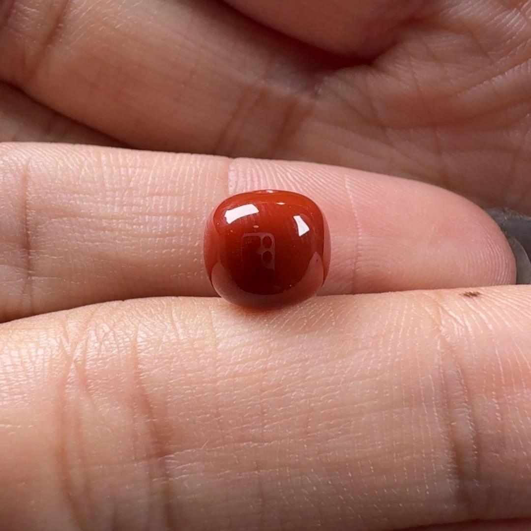 你***生南红玛瑙未镶嵌老型9*8