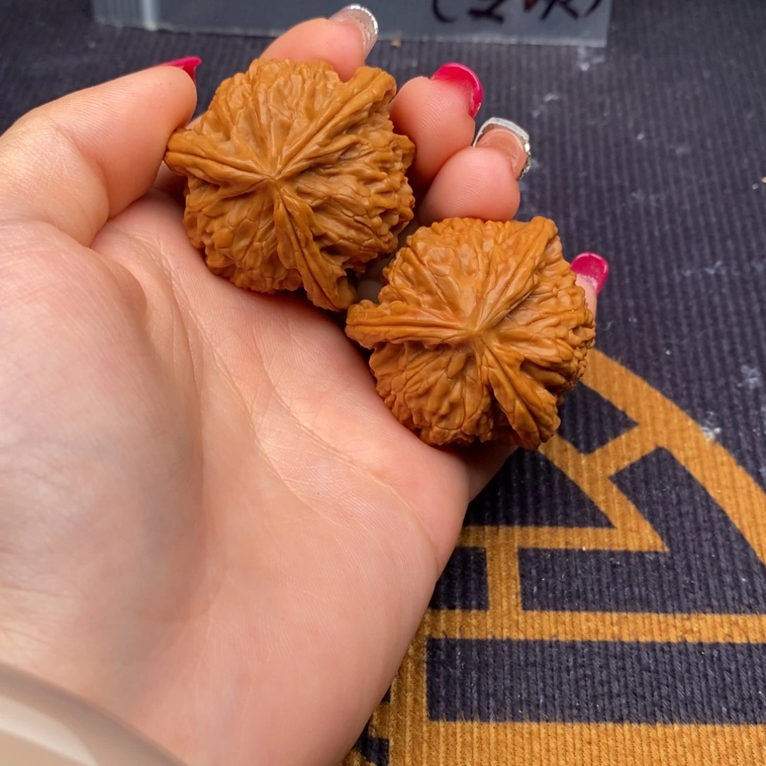 喵***森吊坠文玩核桃白狮子