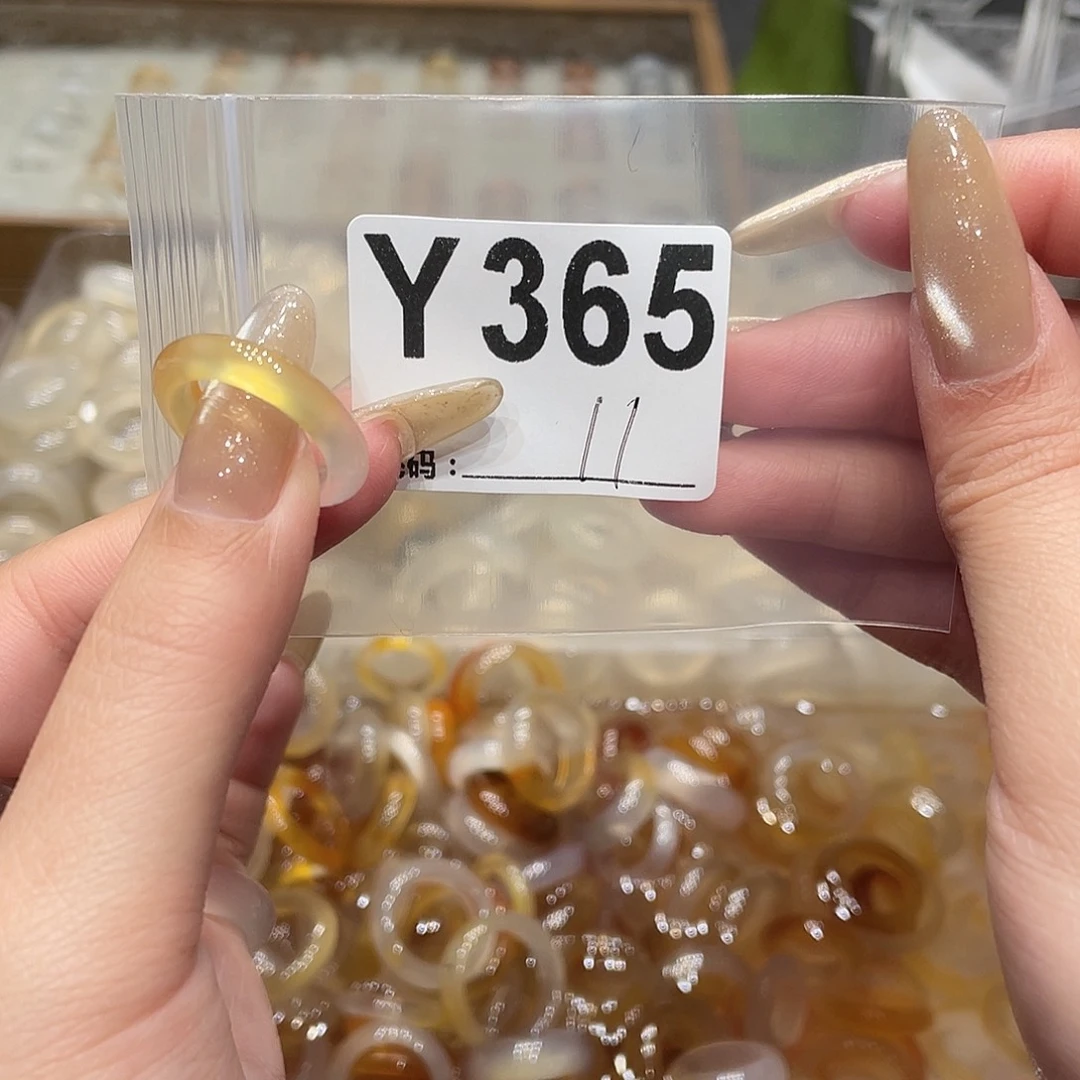 玛瑙/玉髓未镶嵌戒指365