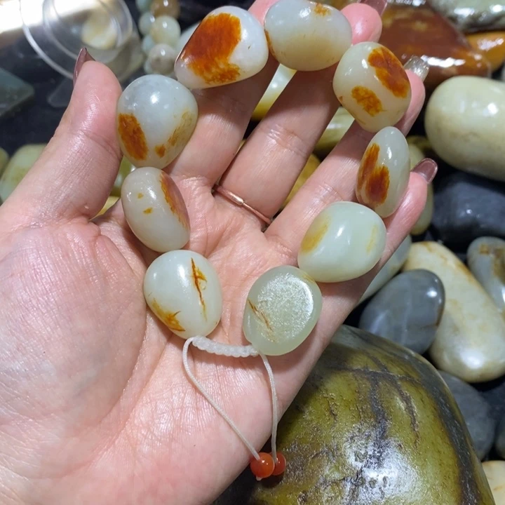 战***狼和田玉未镶嵌挂件