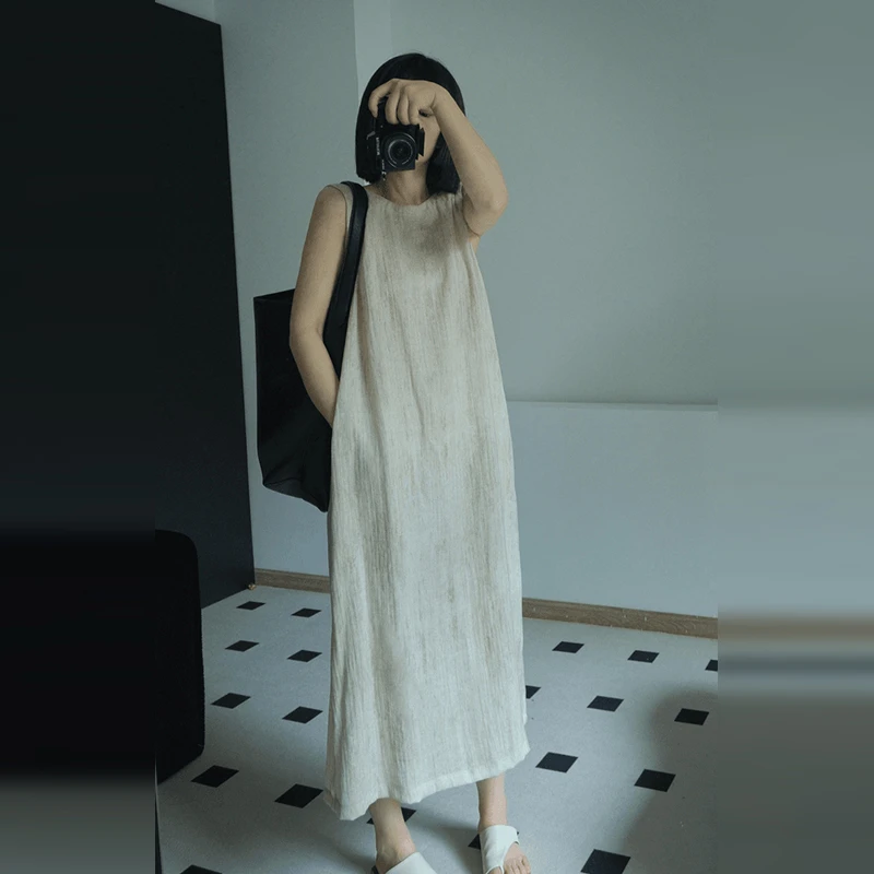 4640无袖连衣裙子女2025夏季新款扎染简约大气今年流行复古风长裙
