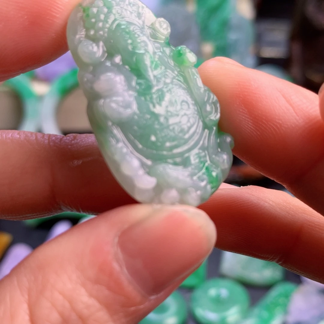 未镶嵌定制翡翠翡翠