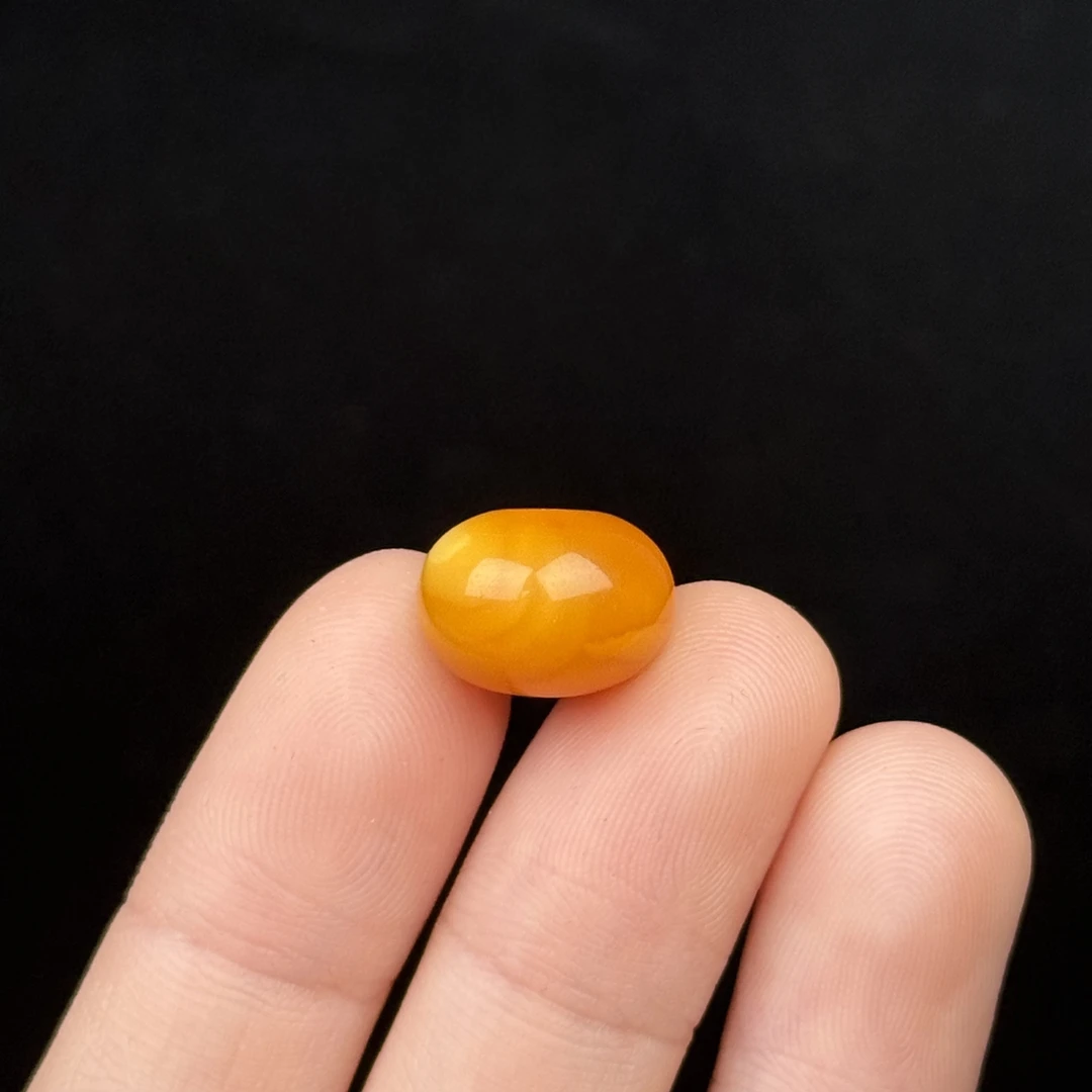 D68-19天然原矿蜜蜡 鸡油红墩子13*9.3mm 支持鉴定 假一罚十