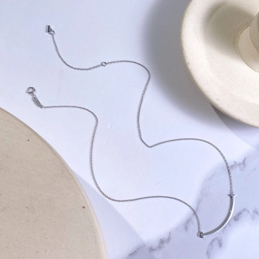 99新 Tiffany & Co./蒂芙尼 小号白金笑脸项链