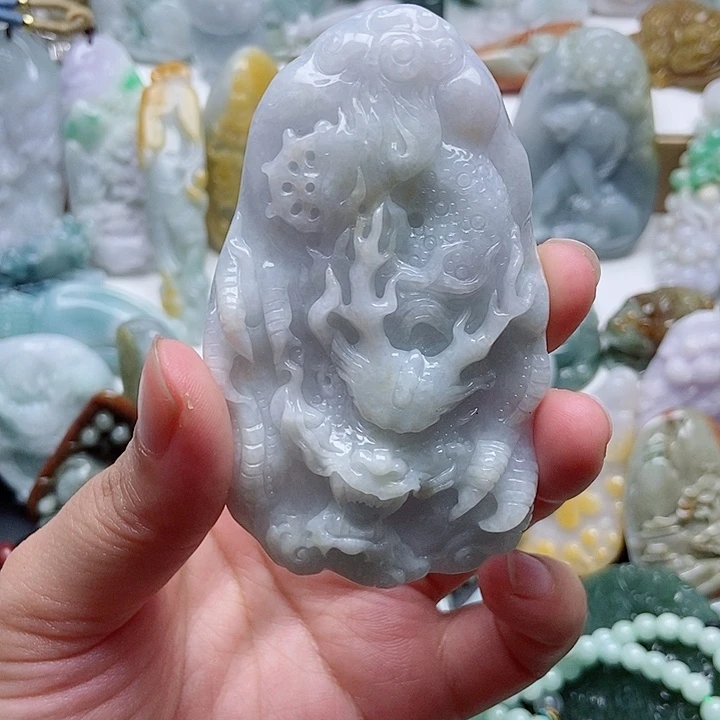 翡翠未镶嵌吊坠(不含链)1