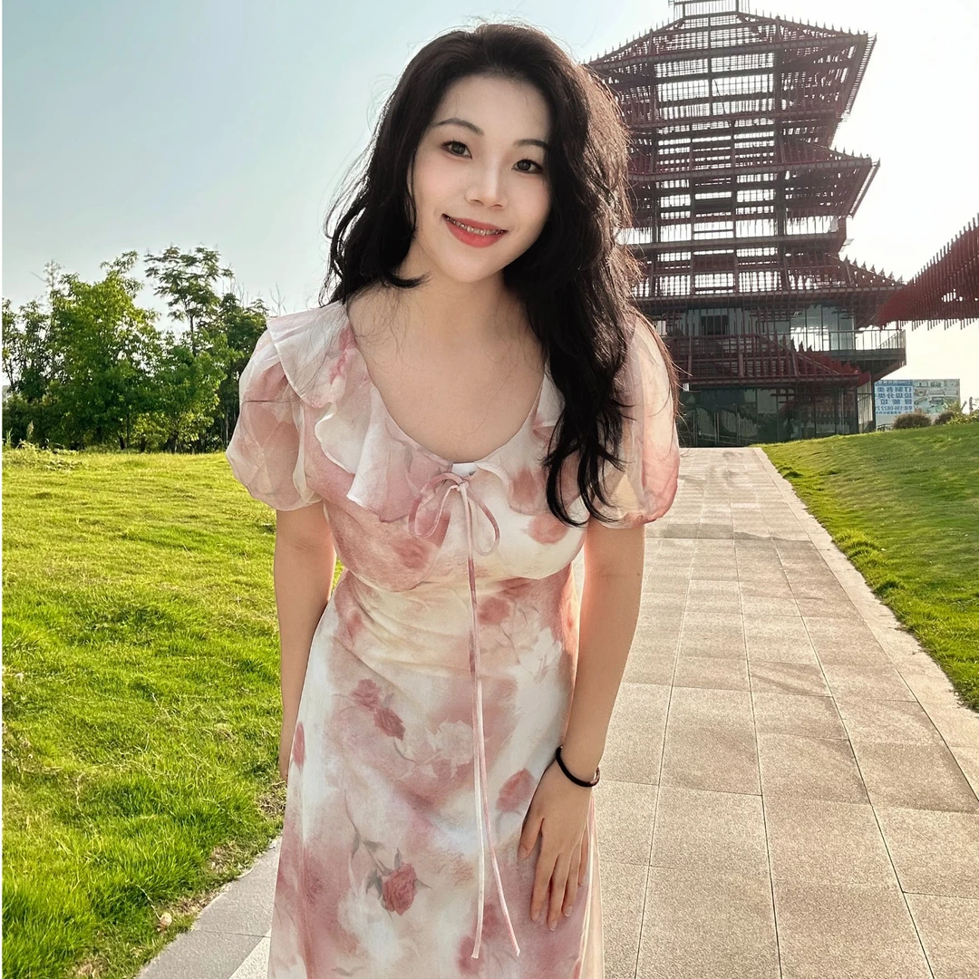 印花夏季碎花A字裙泡泡袖连衣裙气质休闲风法式风收腰绑带连衣裙