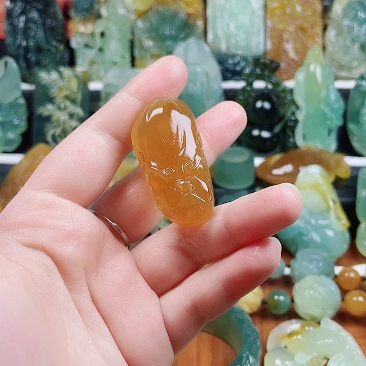 蛇纹石玉未镶嵌挂件