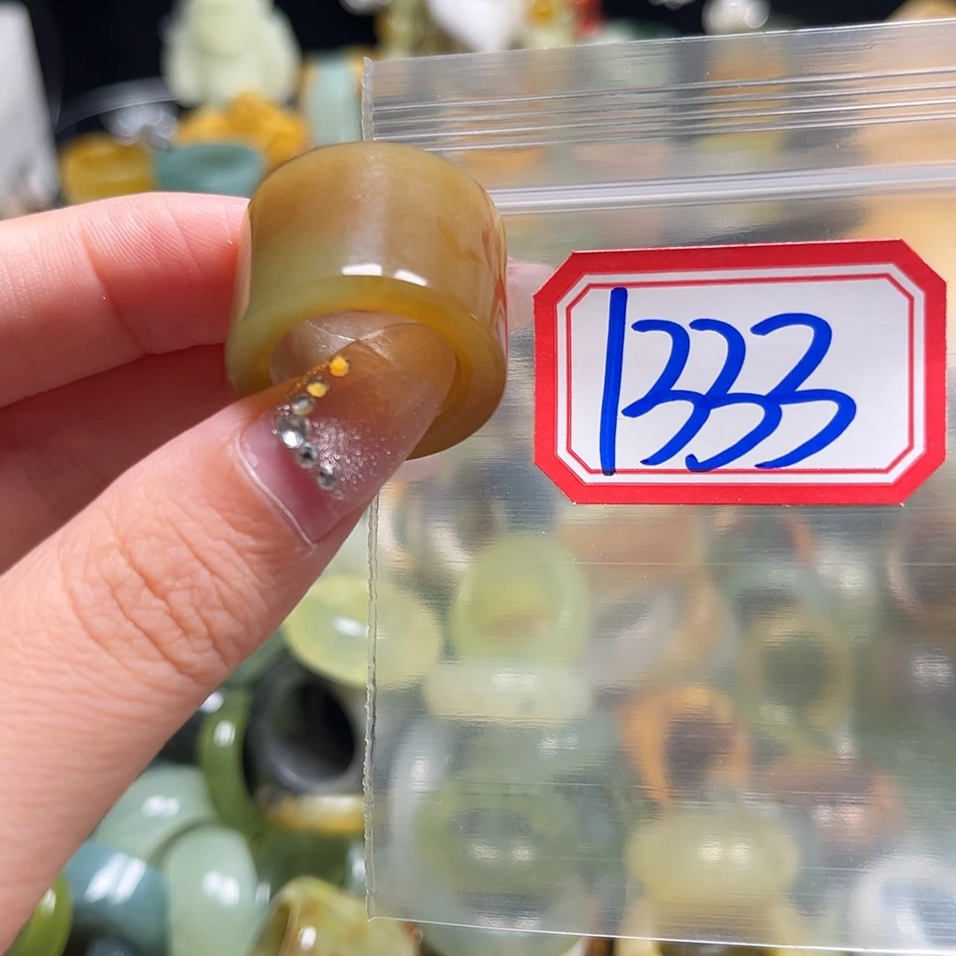 @***一蛇纹石玉未镶嵌珠宝奇石