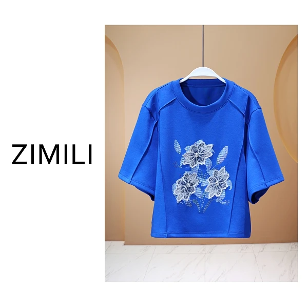 【亮哥女装】2025《珐琅》蓝色印花拼布镶钻休闲短袖8070
