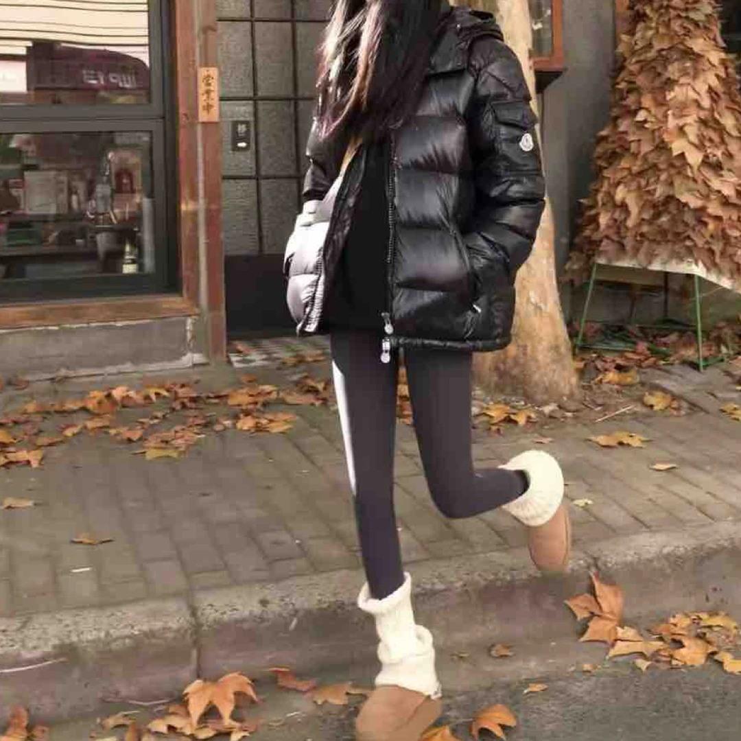 XXJ 黑色厚款连帽女款8656