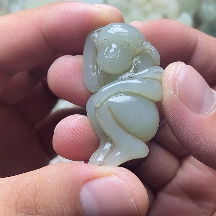 和田玉未镶嵌挂件