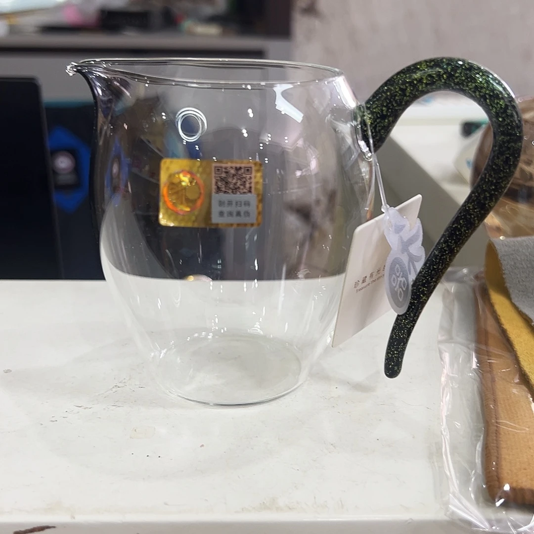 木***'禾器怡然黑金公道杯