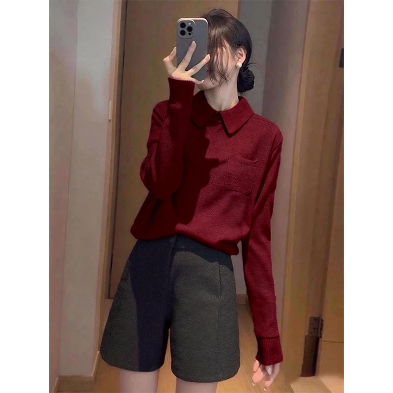 安可拉红翻领打底毛衣女2025秋新款慵懒高级感短款内搭针织衫上衣