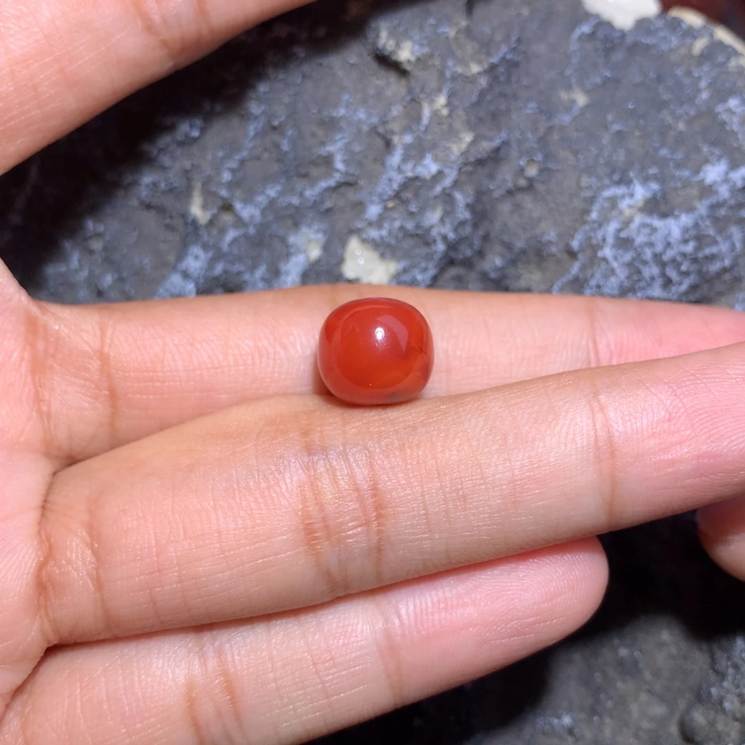 未镶嵌火焰纹老型10.4×9.6南红玛瑙