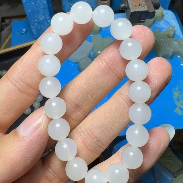 未镶嵌手串和田玉
