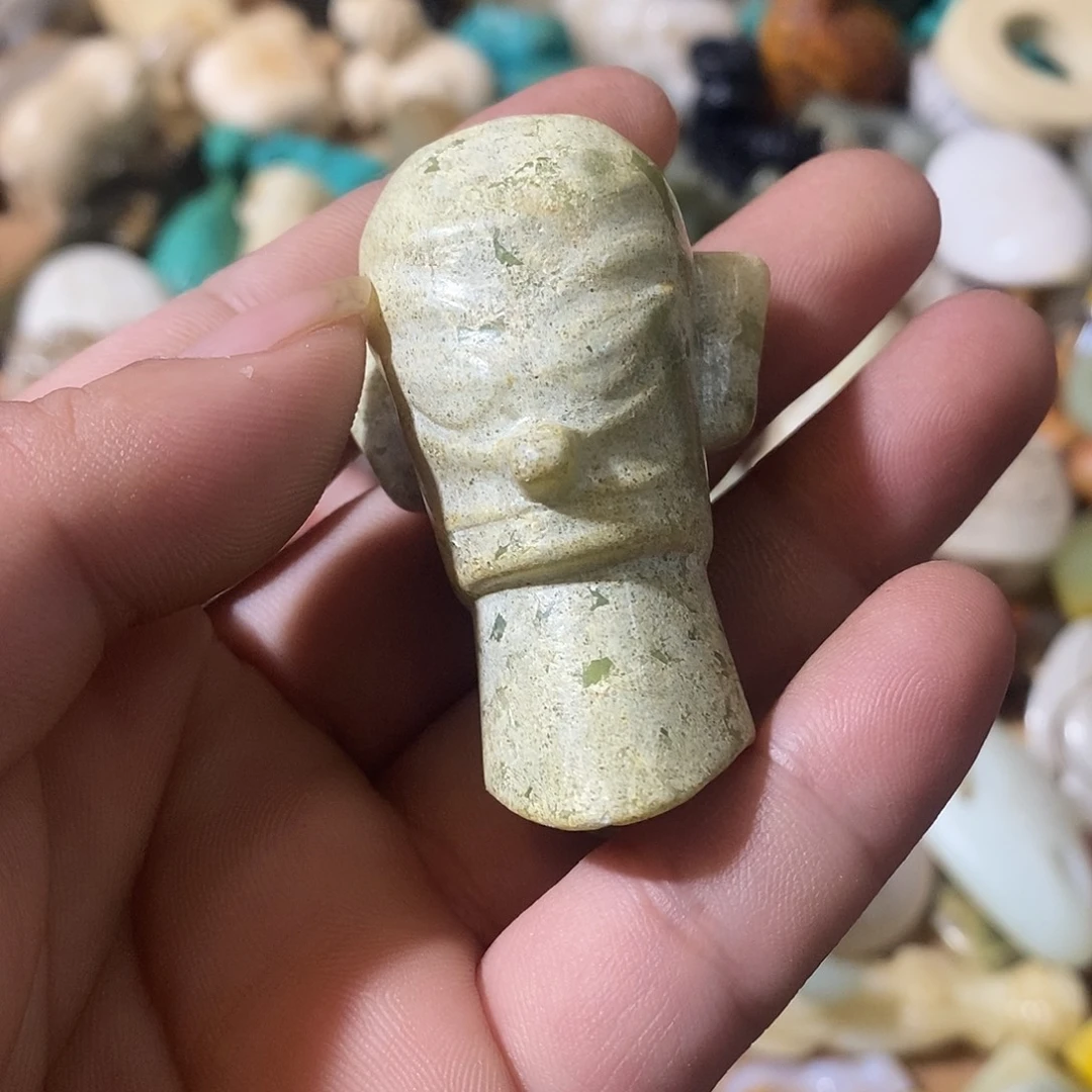 和田玉（糖玉）未镶嵌挂件