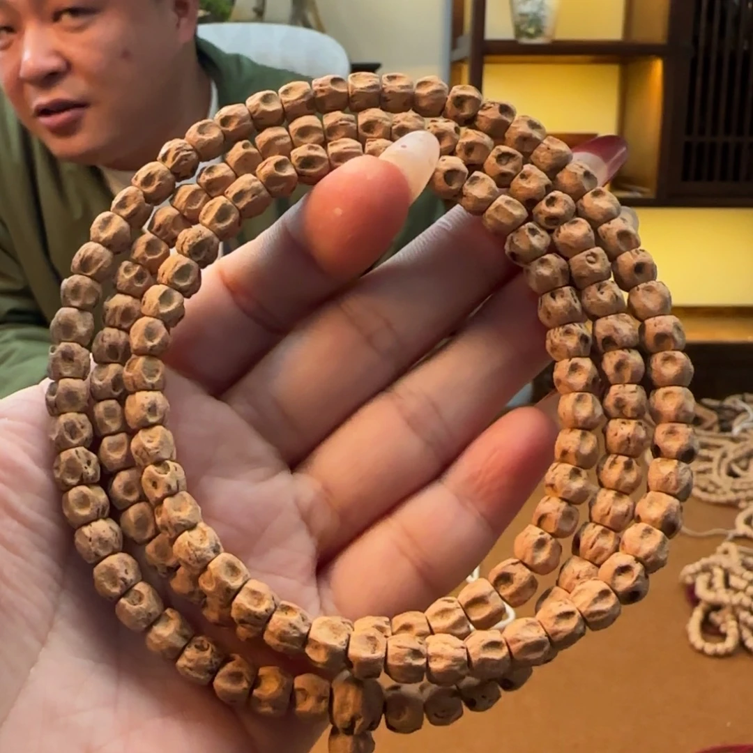 柏香籽/百香籽手串溶洞6➕