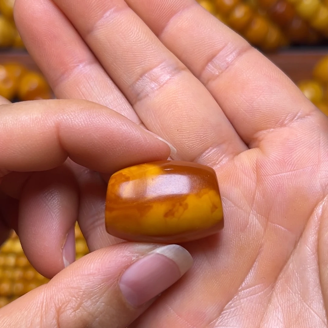 蜜蜡未镶嵌吊坠(不含链)