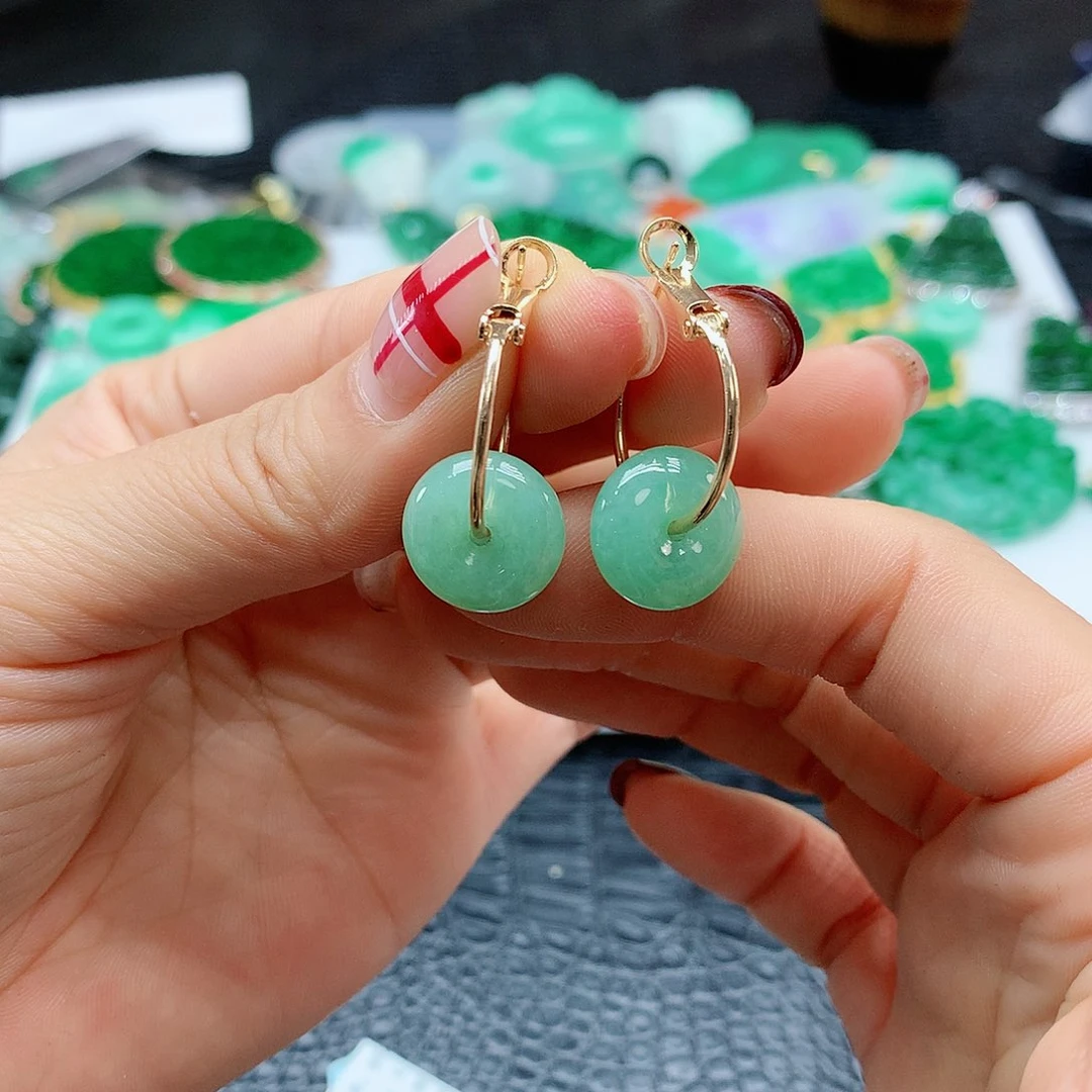 【闪购商品】翡翠耳饰未镶嵌，