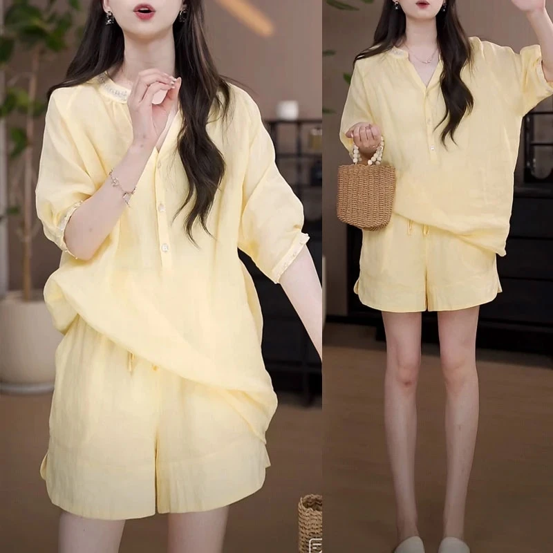 高级感气质套装女士2025夏季新款钉珠V领中袖上衣短裤时尚两件套