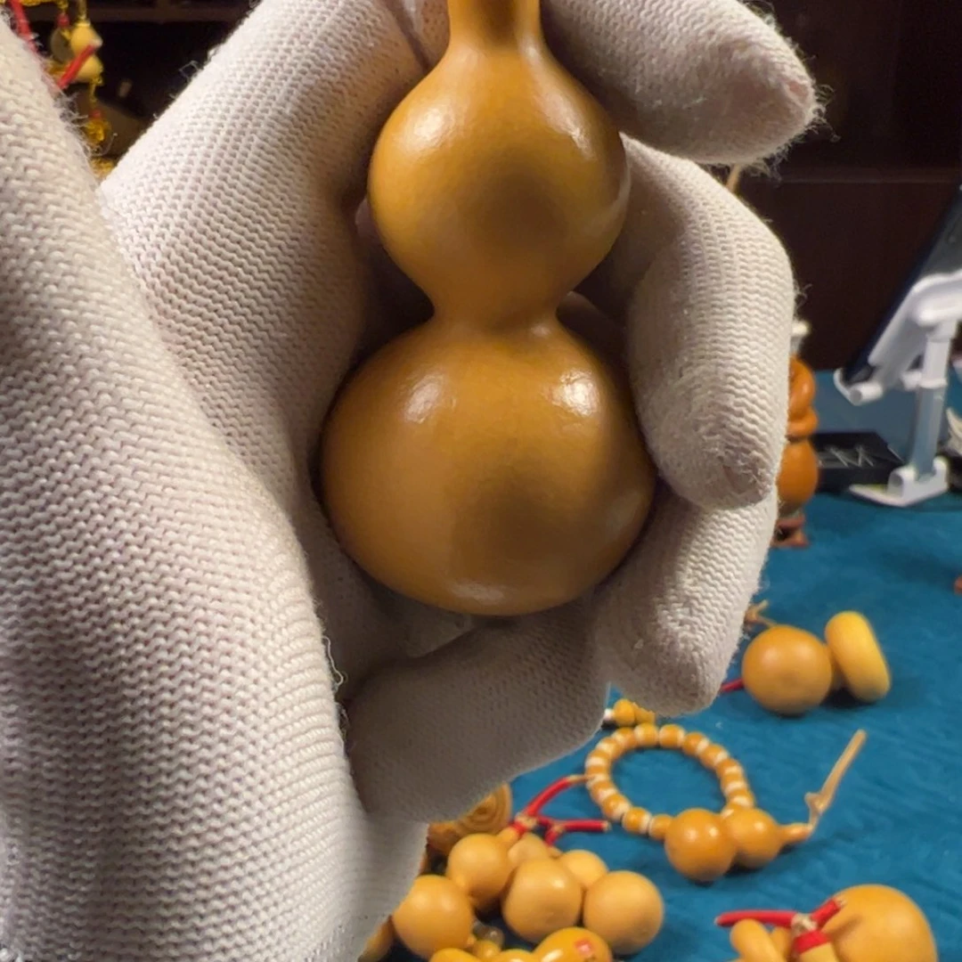 叁****理不用去爱的人不去在意