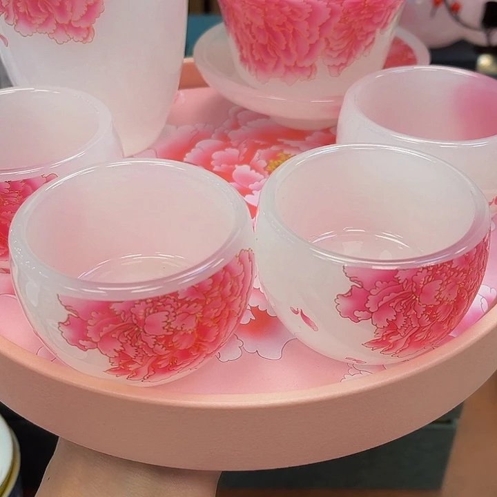 段泥茶杯涂抹在中央音乐学院小心翼翼小心翼翼