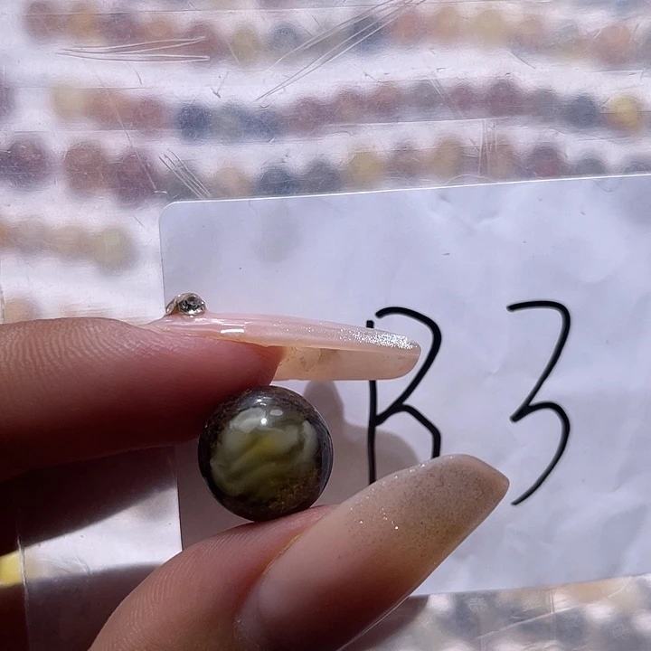 琥珀未镶嵌裸石11.4福利