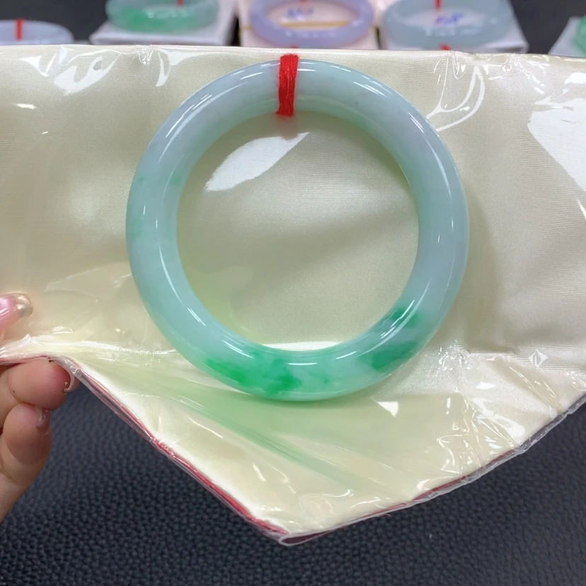 【闪购商品】翡翠手镯未镶嵌翡翠