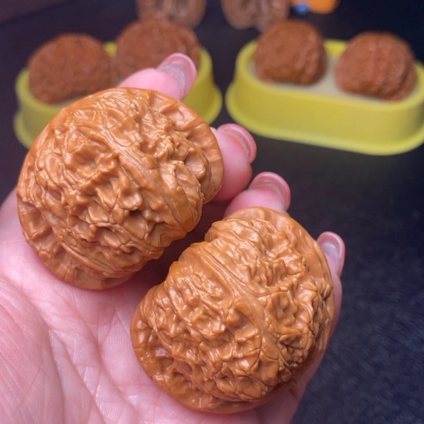 【闪购商品】文玩核桃把件325号白狮子45