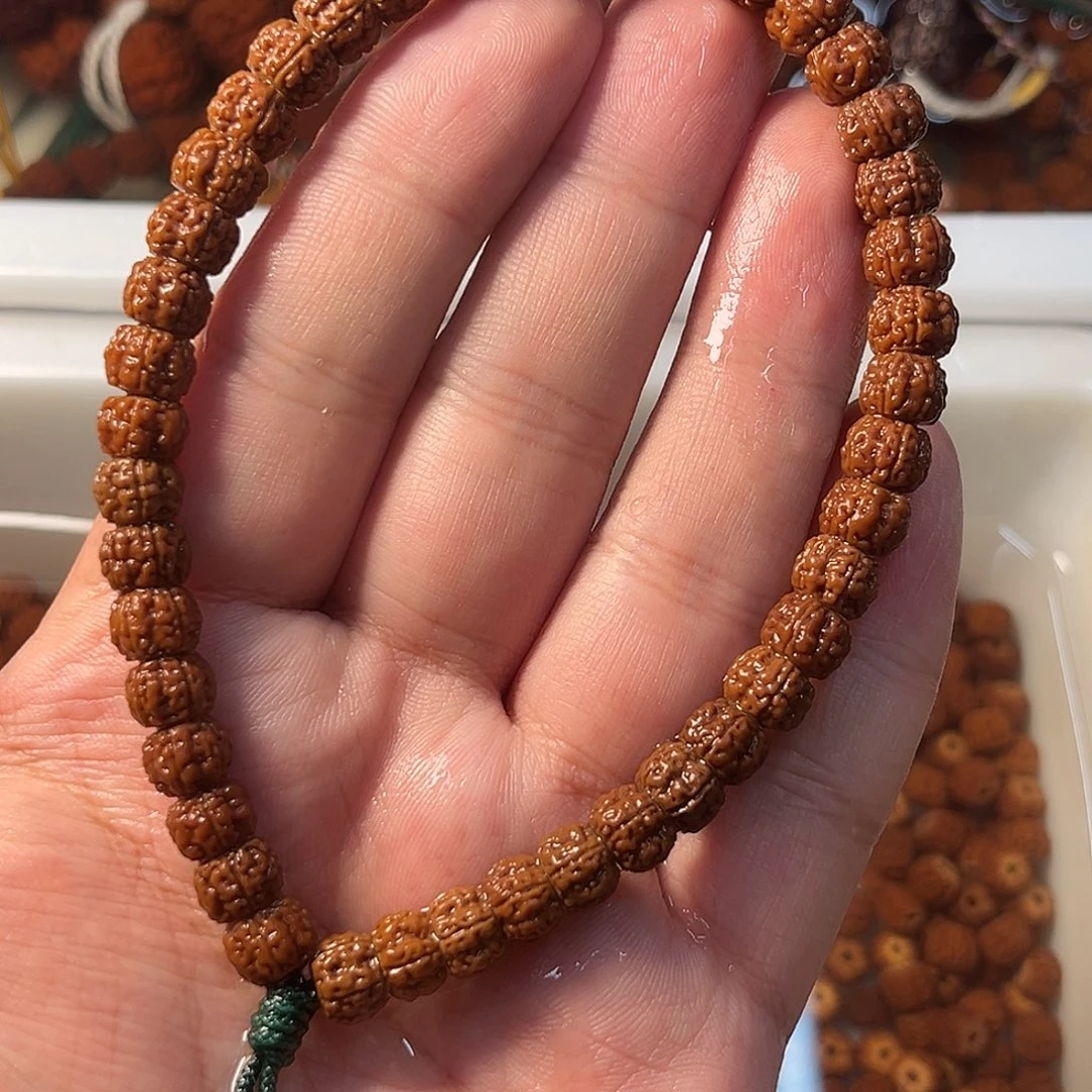 金刚菩提手串龙切潜水艇手持40颗籽珠子全红切面有黄