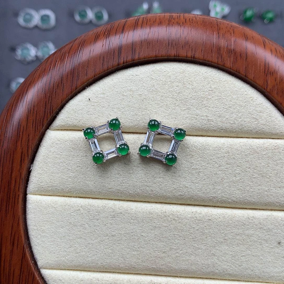 菲***t翡翠银S925镶嵌耳饰