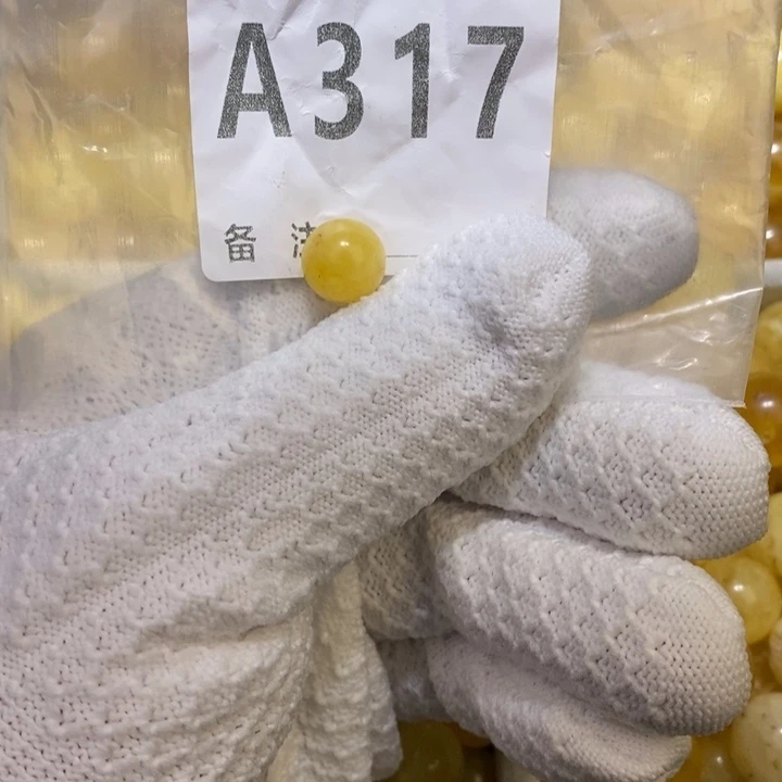 琥珀未镶嵌珠宝奇石微瑕11.7