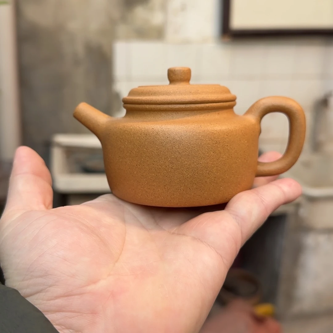 紫砂茶壶170cc的德中壶