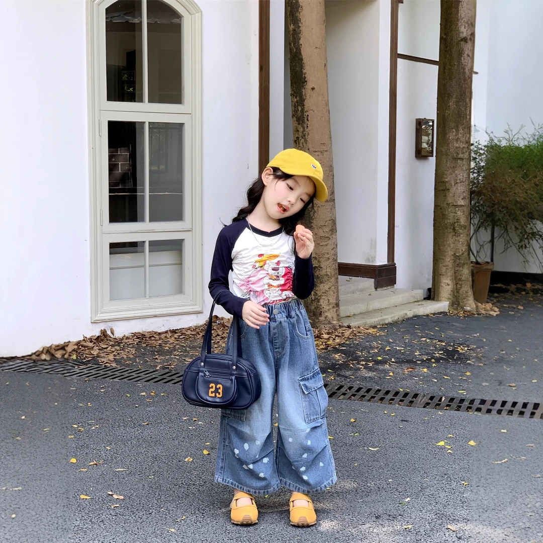 小思家2025秋季新款休闲百搭女童卡通印花长袖T恤牛仔工装裤套装