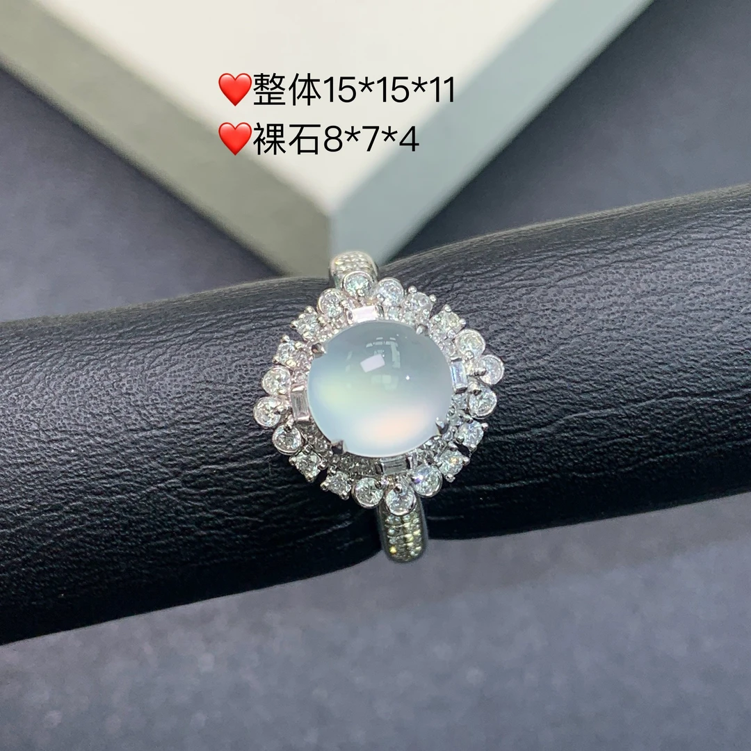 新品推荐·18K金高冰白冰起光蛋面缅A翡翠玉石戒指气质轻奢