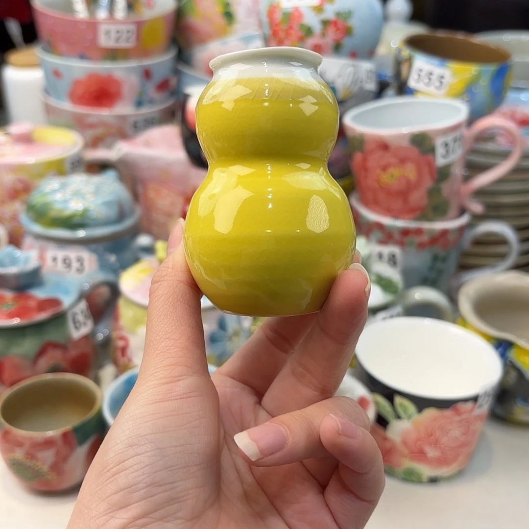 瓷片兔兔的小可爱太