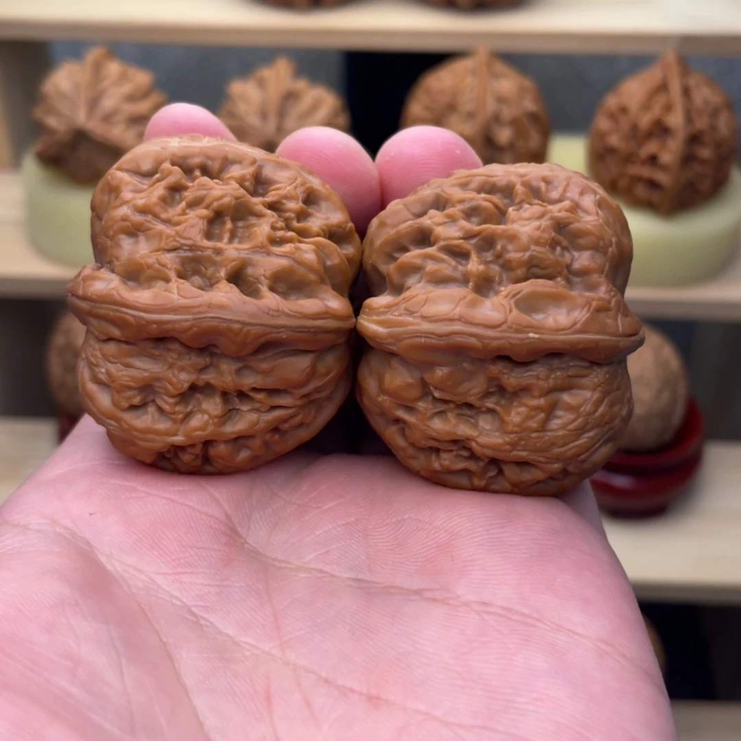 明***面文玩核桃吊坠元宝42