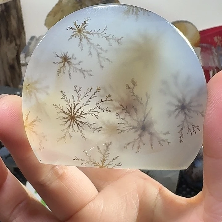 玛瑙/玉髓未镶嵌珠宝奇石